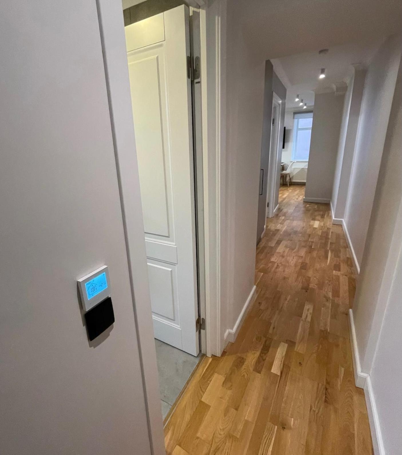 Premium Apartment In Quiet & Historical Area Рига Екстер'єр фото