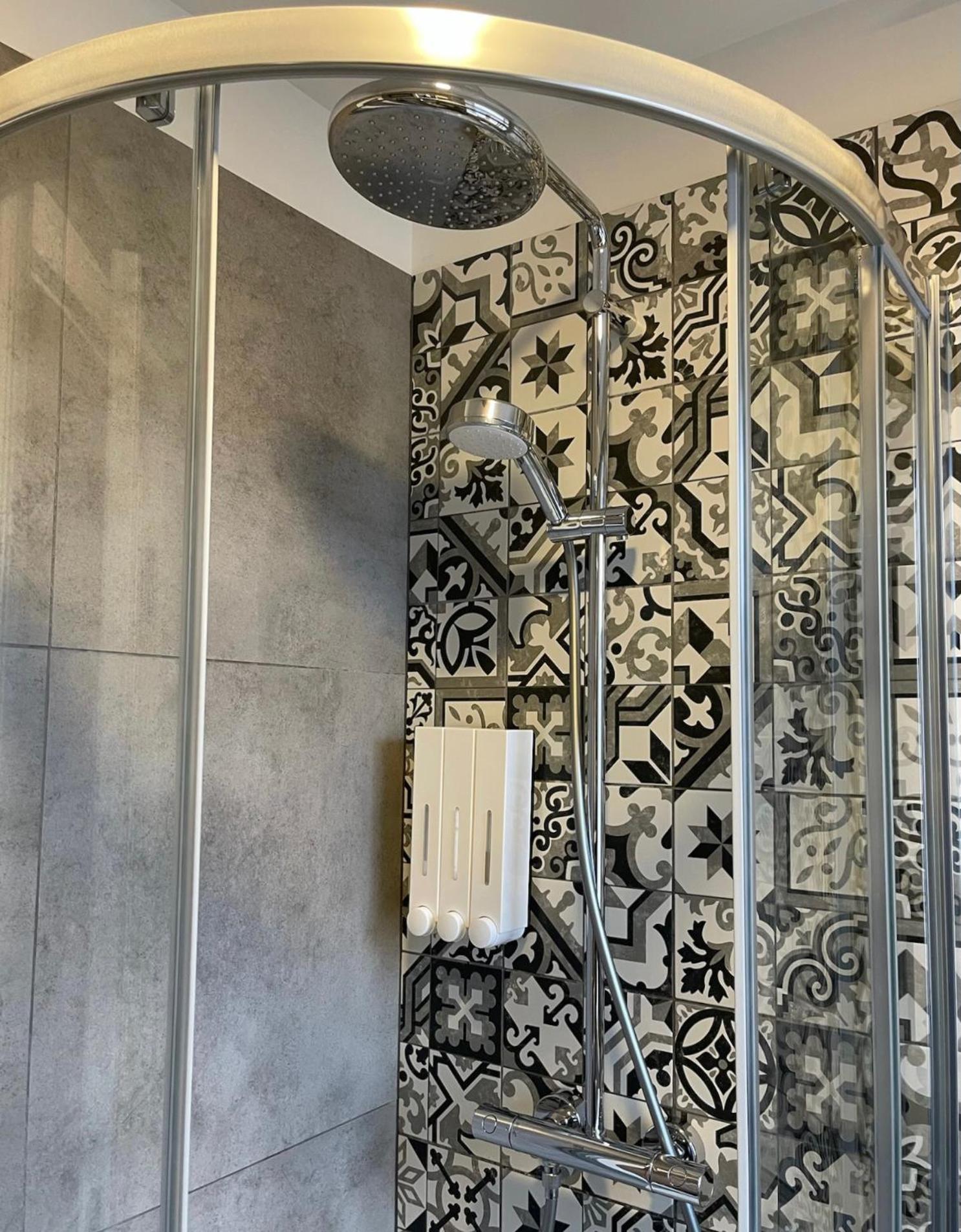 Premium Apartment In Quiet & Historical Area Рига Екстер'єр фото
